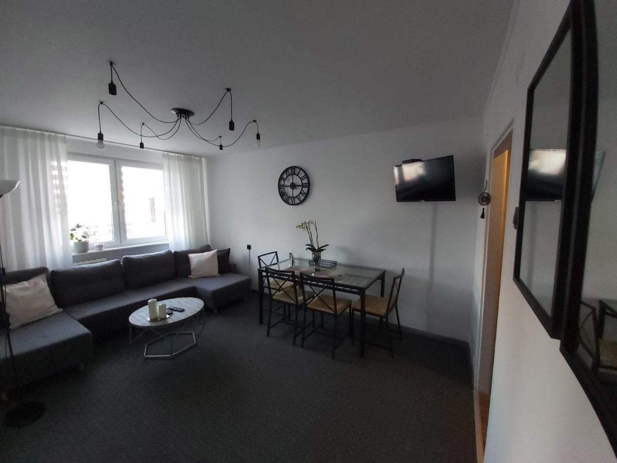 Appartamento Apartament Przy Ratuszu Malbork Esterno foto