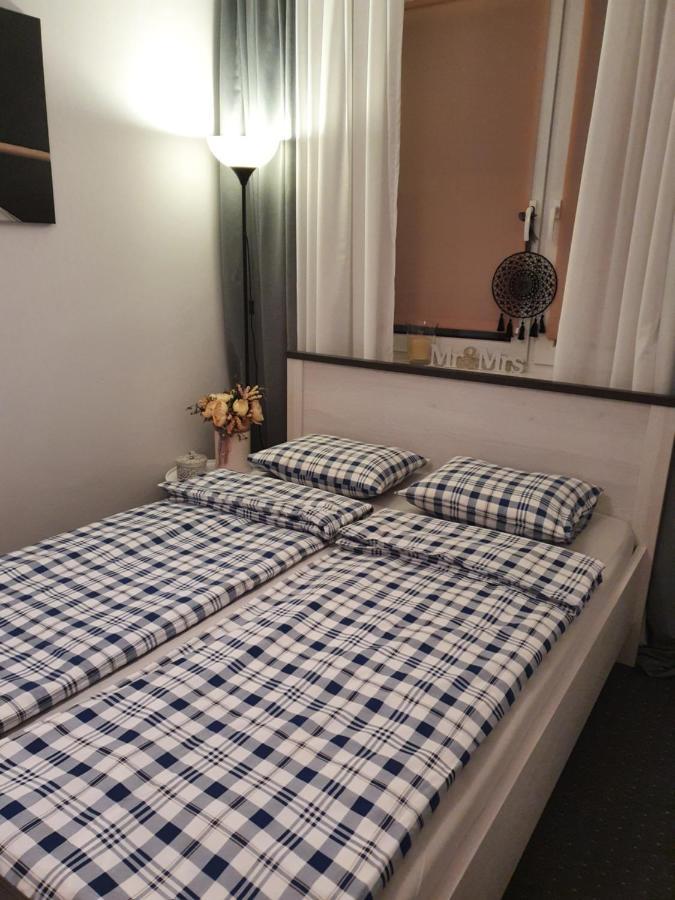 Appartamento Apartament Przy Ratuszu Malbork Esterno foto