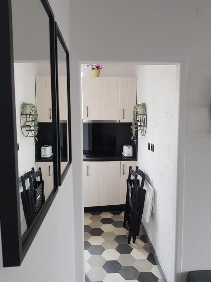 Appartamento Apartament Przy Ratuszu Malbork Esterno foto